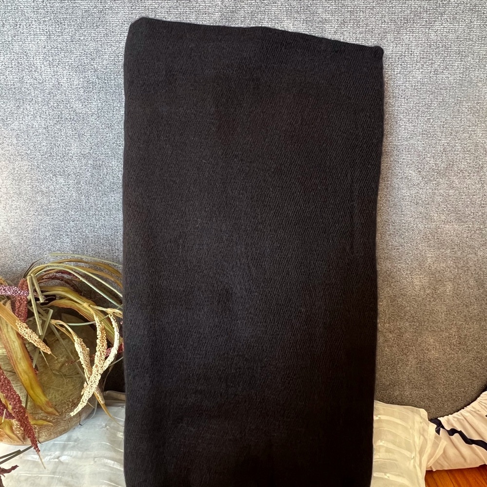 Black Handloomed Himalayan Yak Wool Shawl Scarf Throws Blanket